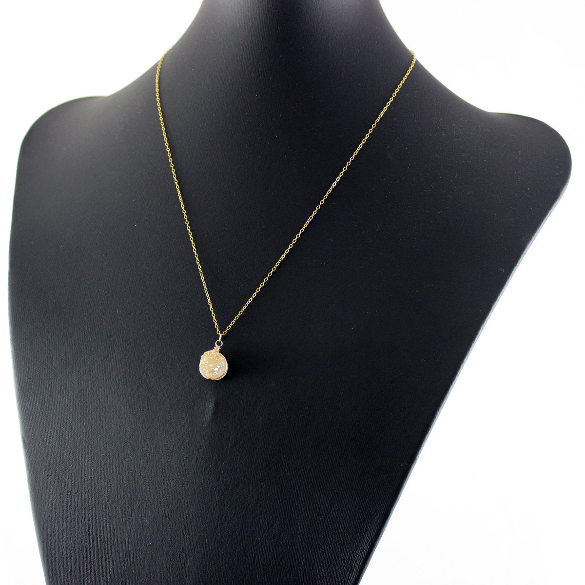Light Champagne Druzy Gold Circle Necklace – Starletta Designs